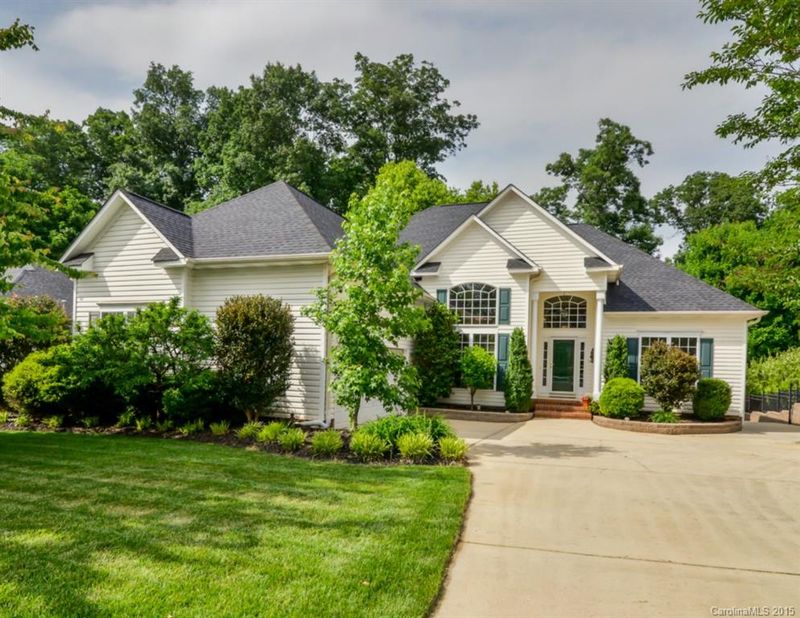 1508 Little Falls Dr, Concord, NC 28025