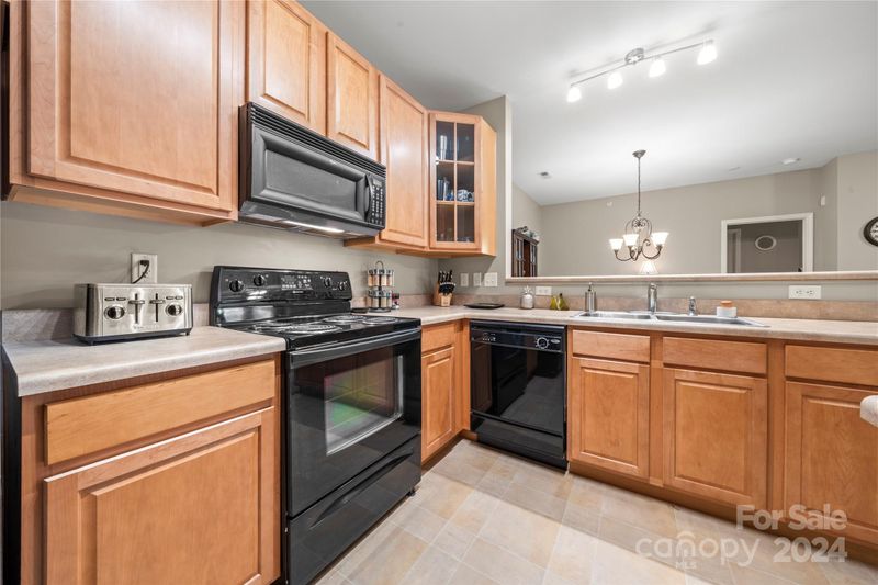 11923 Ridgeway Park Dr, Charlotte, NC 28277