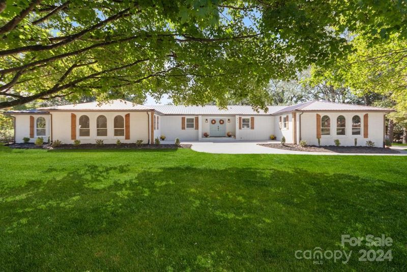 513 Delview Rd, Cherryville, NC 28021