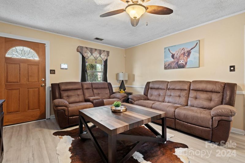 12 Monroe Rd, Maiden, NC 28650