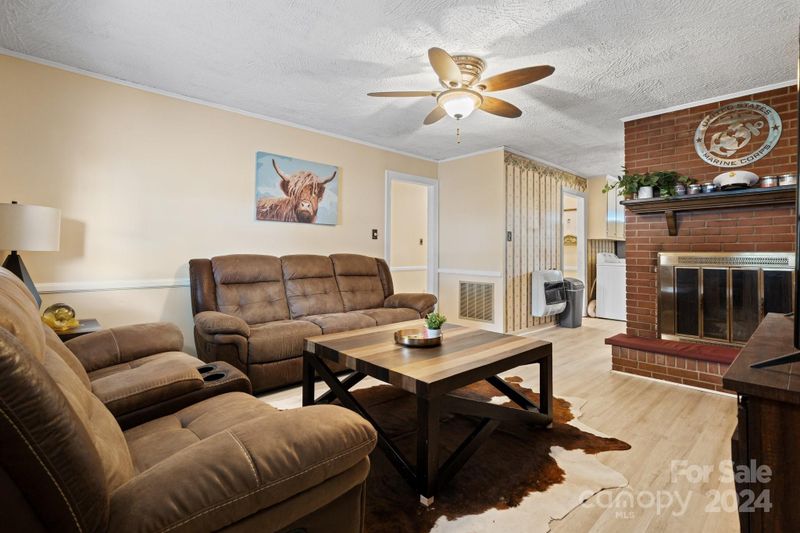 12 Monroe Rd, Maiden, NC 28650