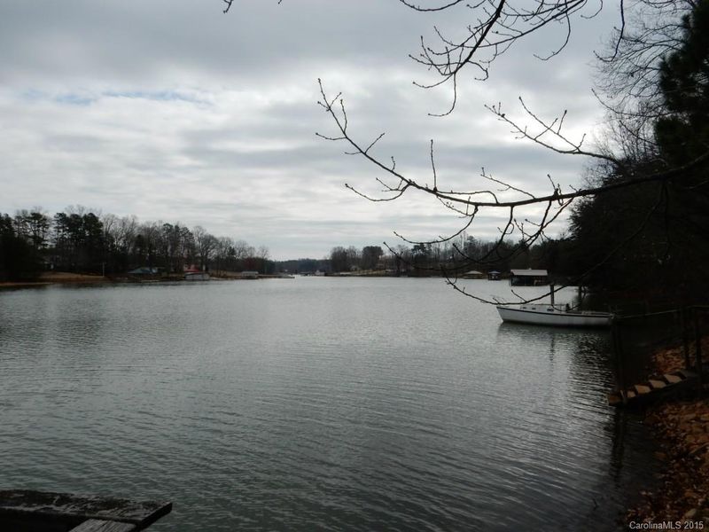3612 Dockside Ln, Sherrills Ford, NC 28673