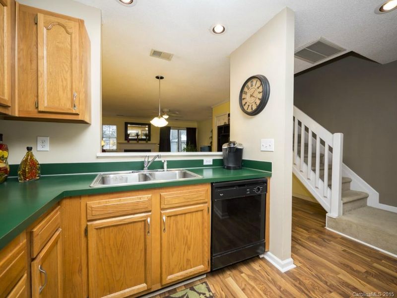 9130 Charminster Ct #9130, Charlotte, NC 28269