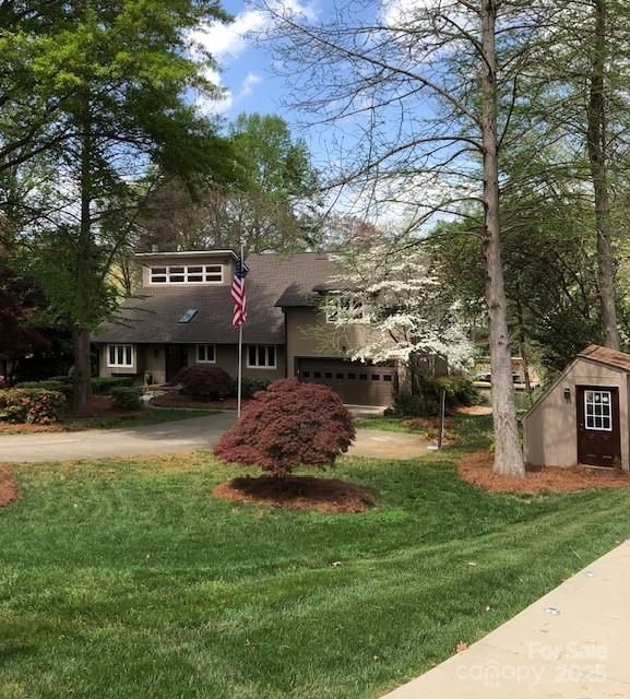 377 Riverwood Rd, Mooresville, NC 28117