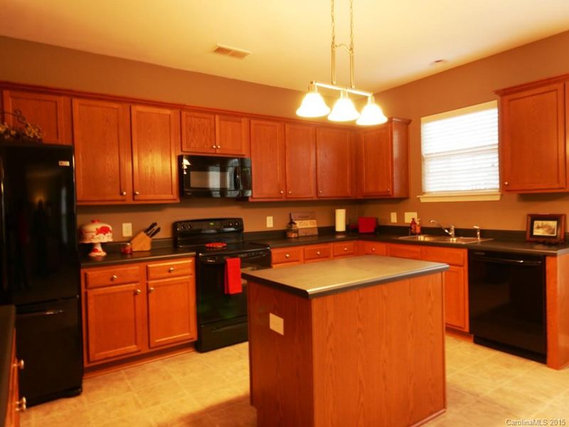13003 Fenceline Dr, Charlotte, NC 28278