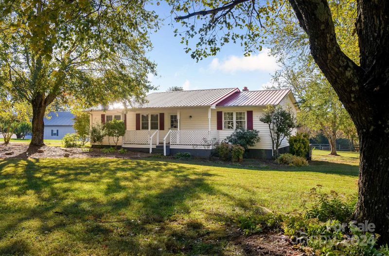 6177 W Nc 10 Hw, Hickory, NC 28602