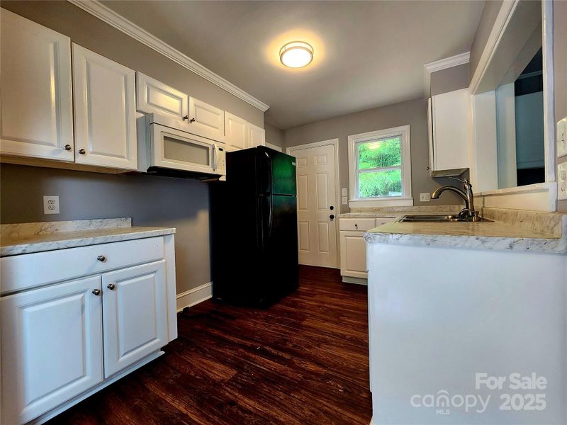 3337 Eastway Dr, Charlotte, NC 28205