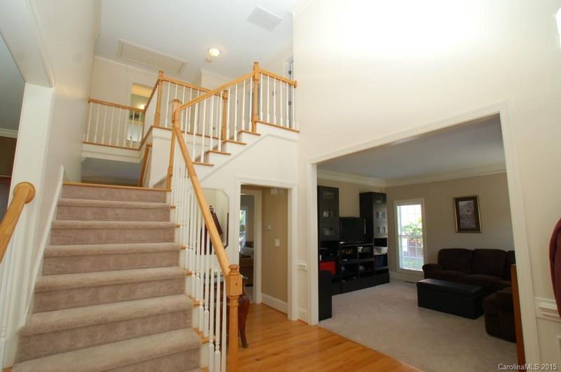 7027 Edenderry Dr, Charlotte, NC 28270