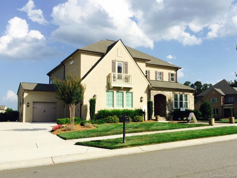 2414 SW Summers Glen Dr, Concord, NC 28027