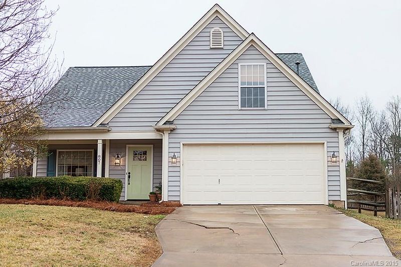 807 Clearbrook Rd, Matthews, NC 28105