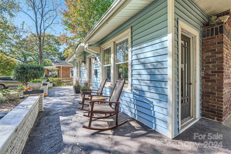 1733 The Pz, Charlotte, NC 28205