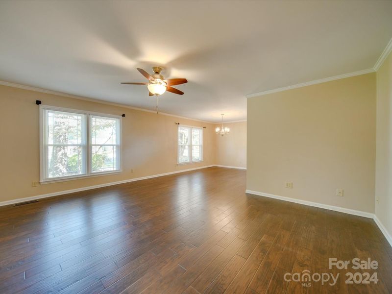 2219 Hearthstone Dr, Gastonia, NC 28056