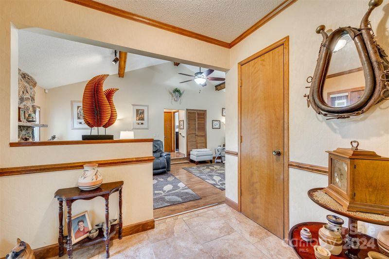 1725 Deer Run Rd, Catawba, SC 29704