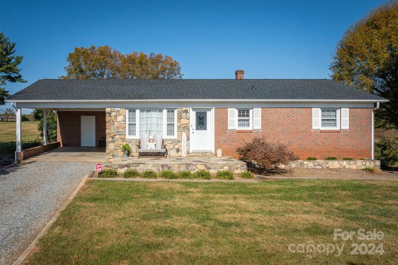 2816 Keisler Dairy Rd, Conover, NC 28613