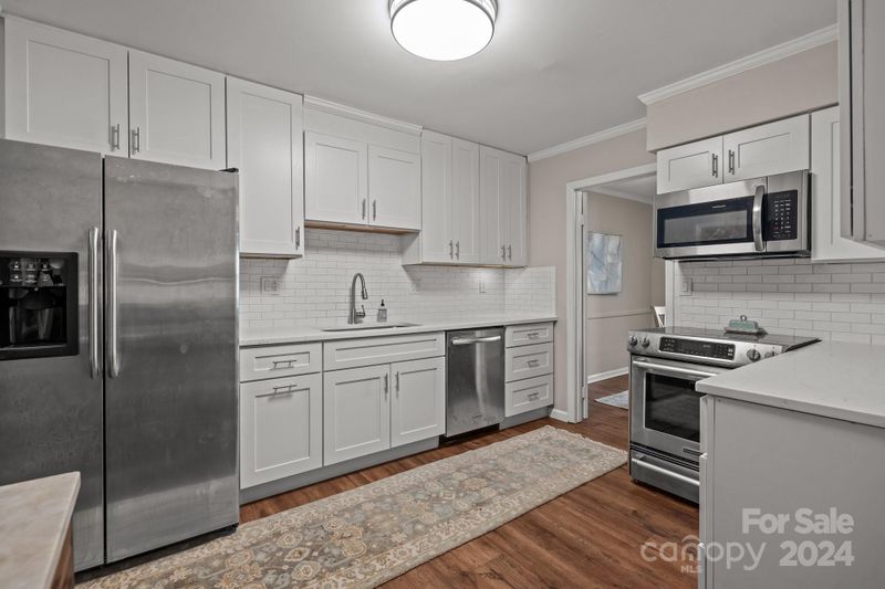 6703 Constitution Ln, Charlotte, NC 28210