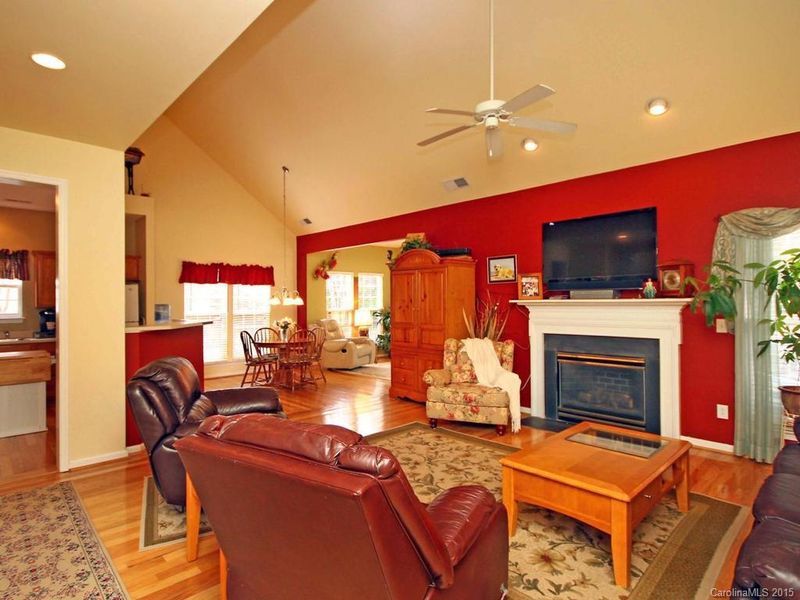 2403 Smith Cove Rd, Denver, NC 28037