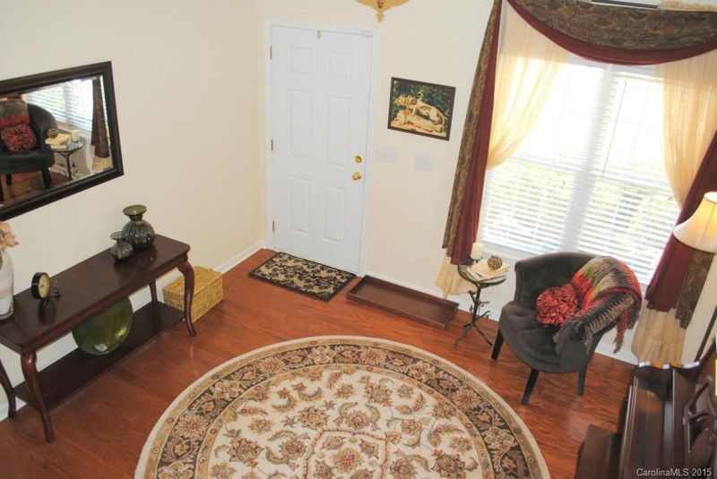 15519 Stronvar House Ln #15519, Charlotte, NC 28277