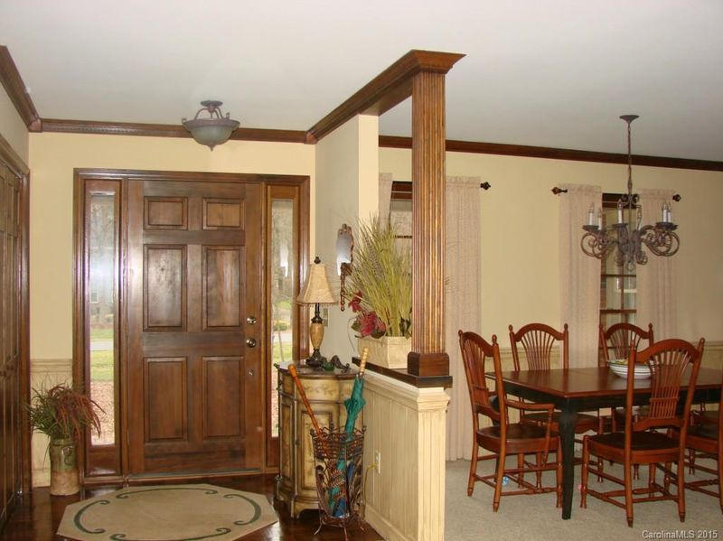 8411 Camelot Dr, Harrisburg, NC 28075