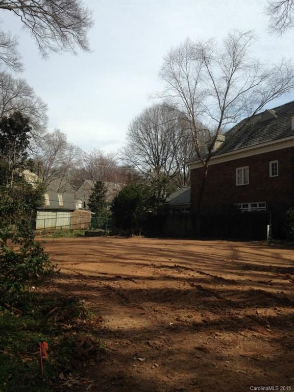 626 Moravian Ln, Charlotte, NC 28207