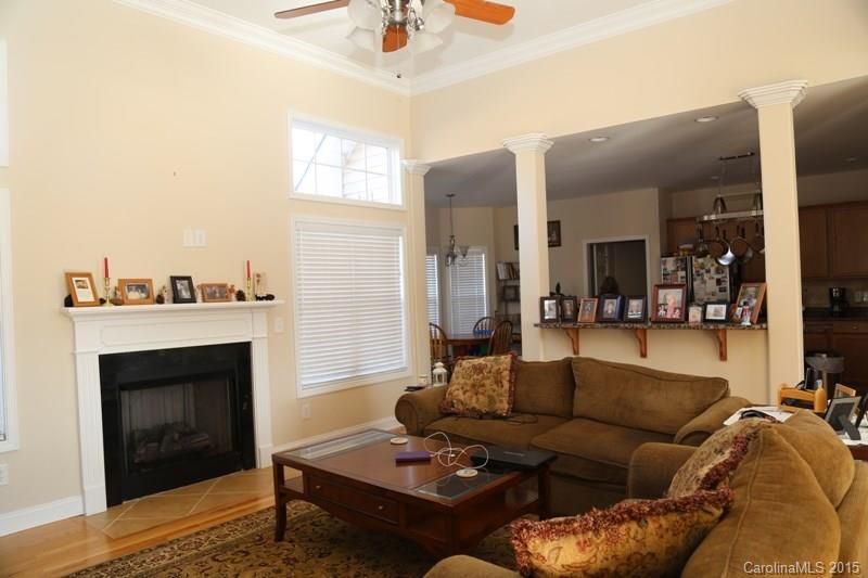 2239 Pinnacle View Dr, Kings Mountain, NC 28086