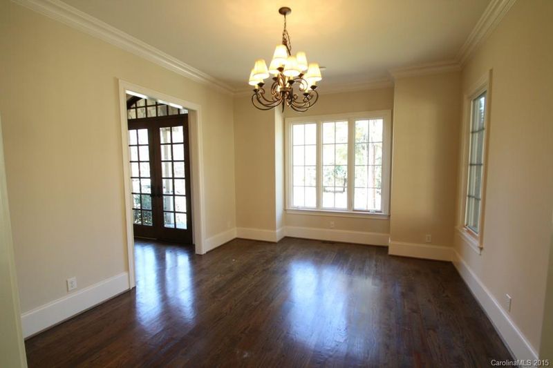 408 Hunter Ln, Charlotte, NC 28211