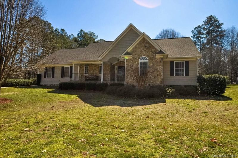 2223 Cardinal Loop, Stanley, NC 28164