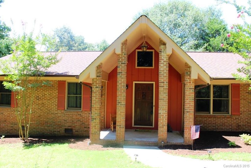 5613 Mountaineer Ln, Concord, NC 28025