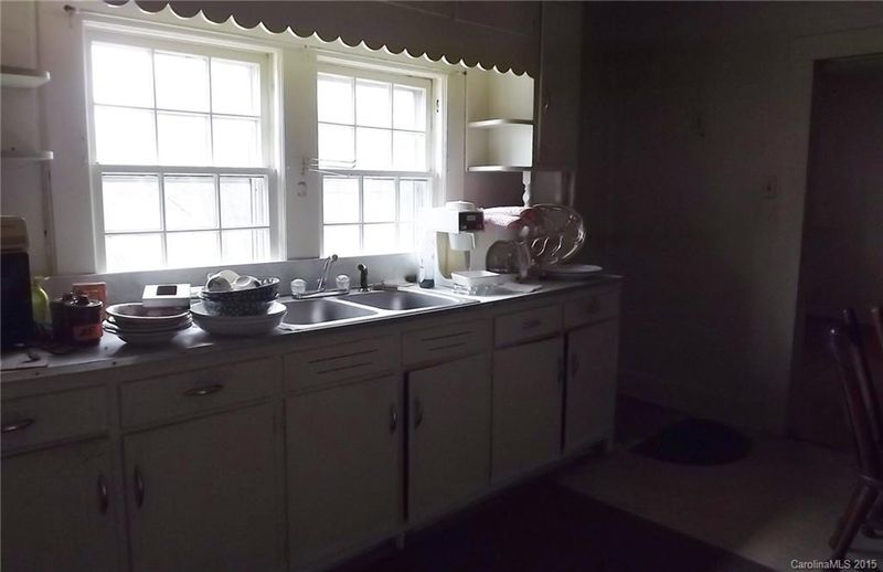 283 Old Lincolnton Crouse Rd, Lincolnton, NC 28092