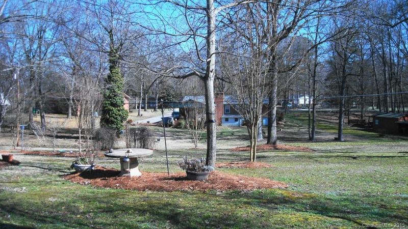 1724 W Laporte Dr, Charlotte, NC 28216