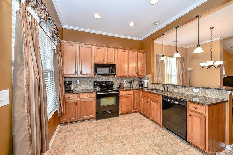 2080 Calloway Pines Dr #224, Tega Cay, SC 29708