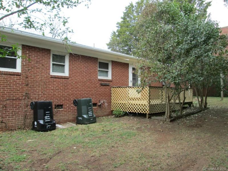838 NW Gibson Dr, Concord, NC 28025