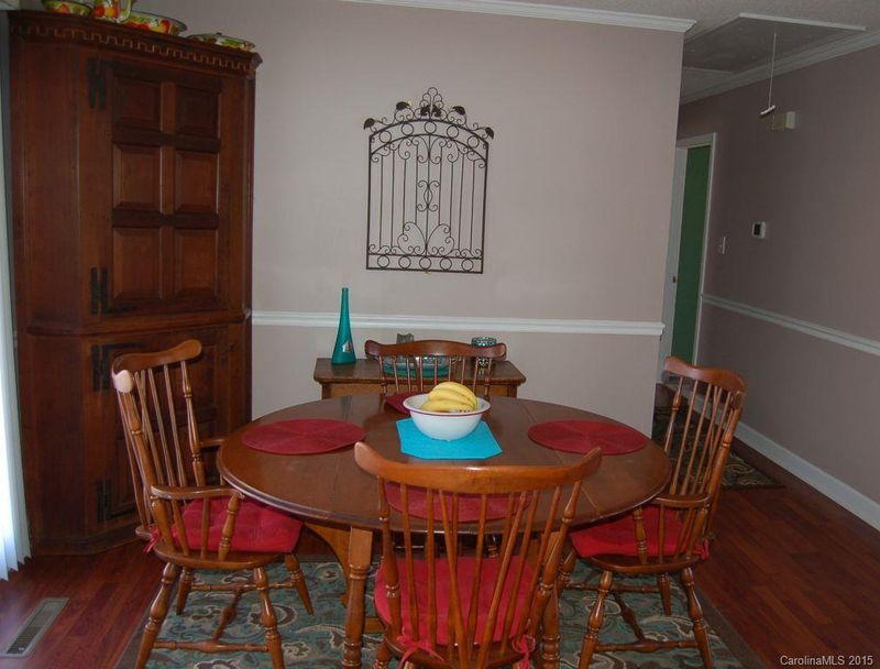 2331 Ellerbe Dr #10, Kannapolis, NC 28083