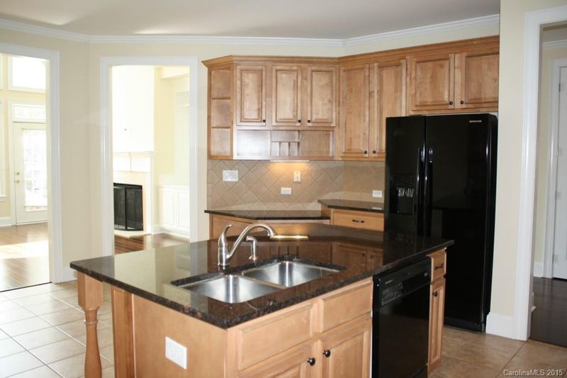 11720 Easthampton Cir #11720, Charlotte, NC 28277