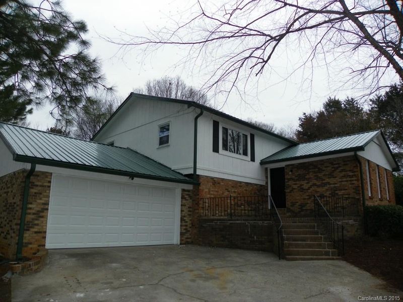 8100 Rocky River Rd, Harrisburg, NC 28075