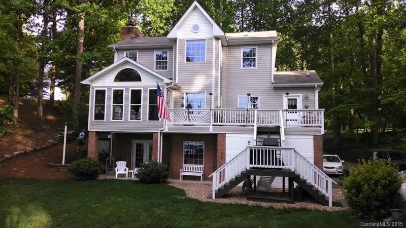 7935 Kings Shore Dr, Denver, NC 28037