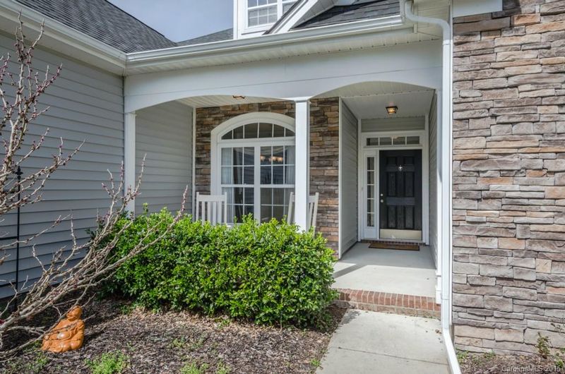 1028 Saint Johns Ave, Matthews, NC 28104