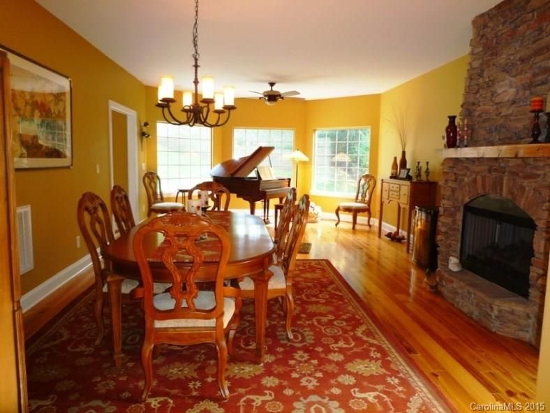 1502 Verdict Ridge Dr, Denver, NC 28037