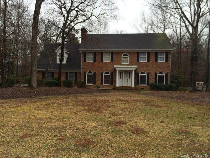 2522 King Arthur Dr, Monroe, NC 28110