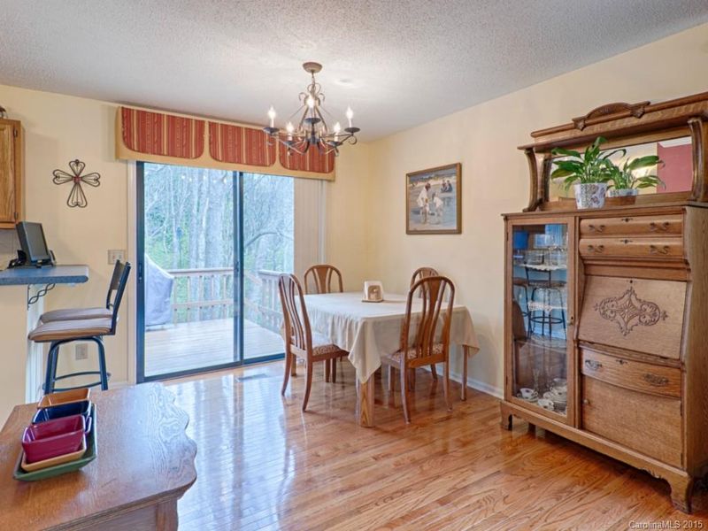 7432 Farm Gate Dr, Charlotte, NC 28215