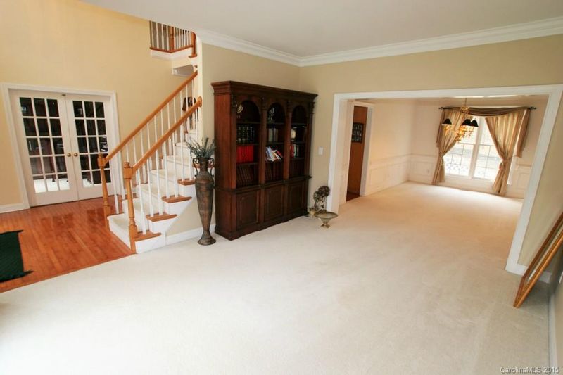 5625 Hartfield Downs Dr, Charlotte, NC 28269