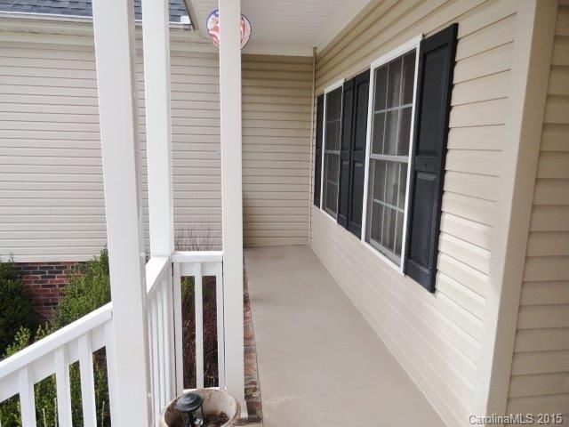 2032 Roadrunner Rd, Clover, SC 29710