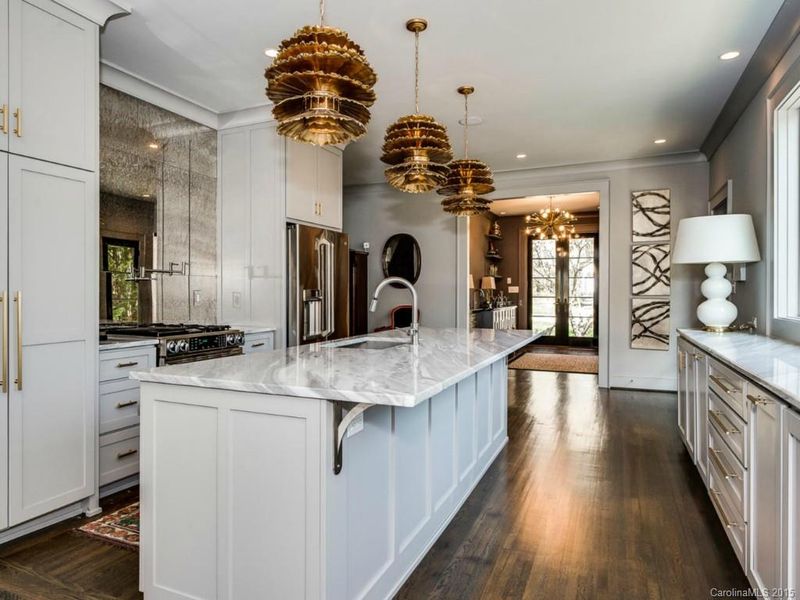 2137 Colony Rd, Charlotte, NC 28209