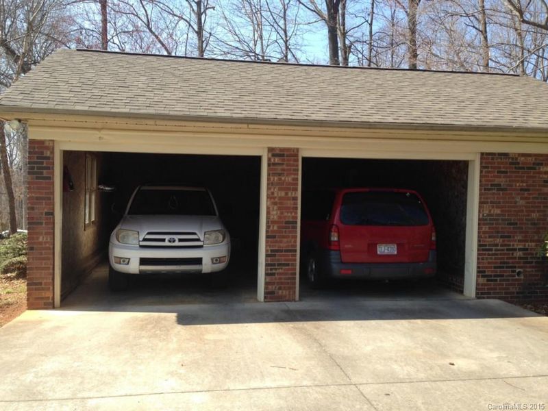 239 Elliott Dr, Troutman, NC 28166
