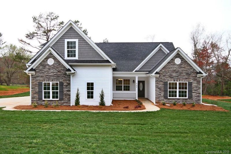540 Wiggins Rd, Mooresville, NC 28115