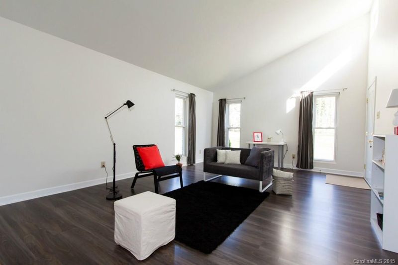 6116 Edmore Blvd, Charlotte, NC 28216