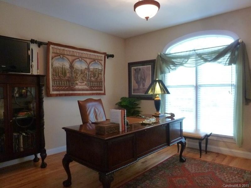 159 Dobbs Dr, Statesville, NC 28625