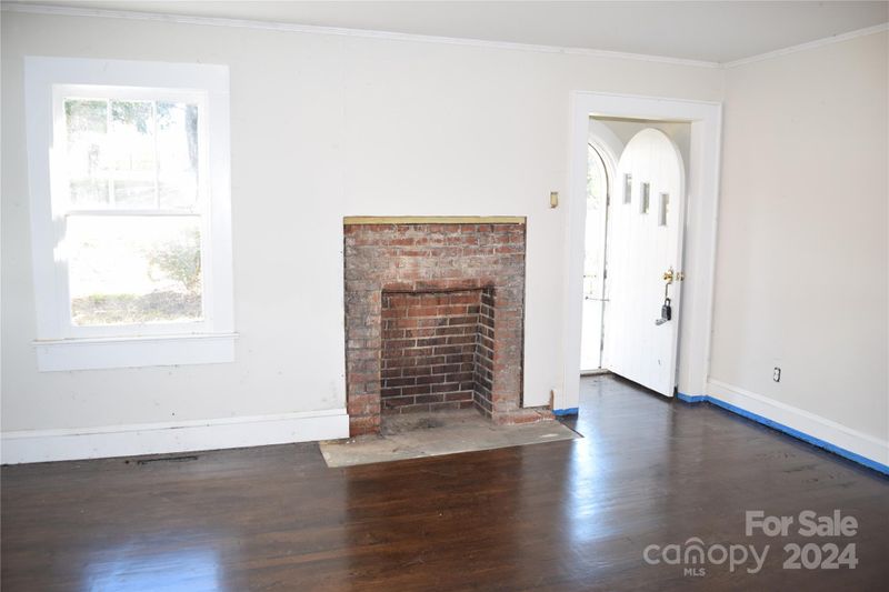 415 E D St, Newton, NC 28658