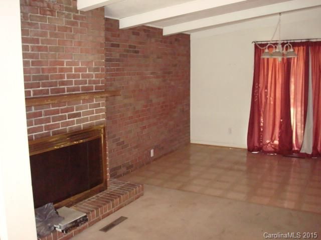 2803 Gates Rd, Lincolnton, NC 28092