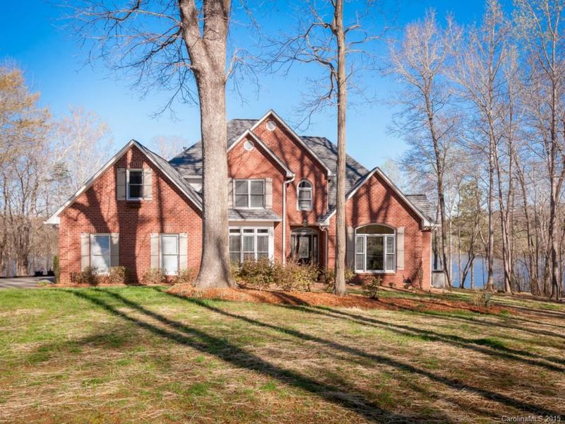 3003 Duck Point Dr, Monroe, NC 28110