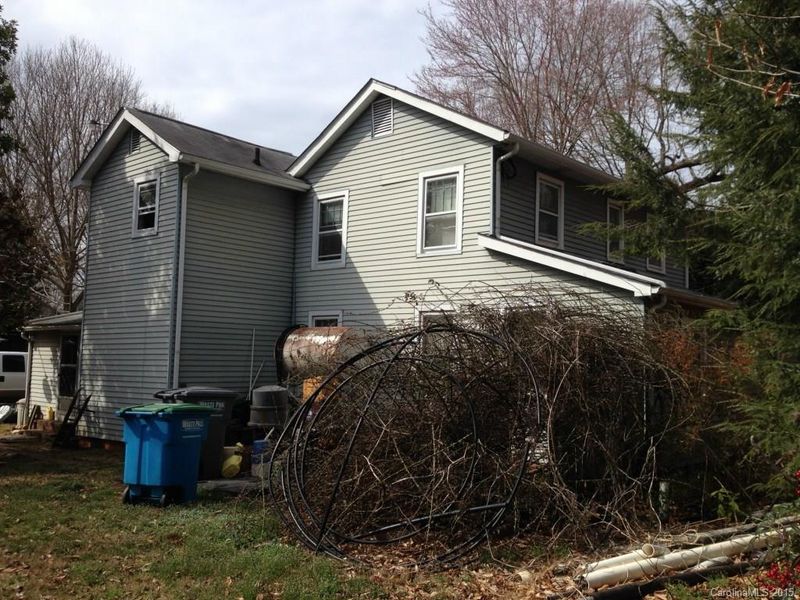300 Mellon Rd, Belmont, NC 28012